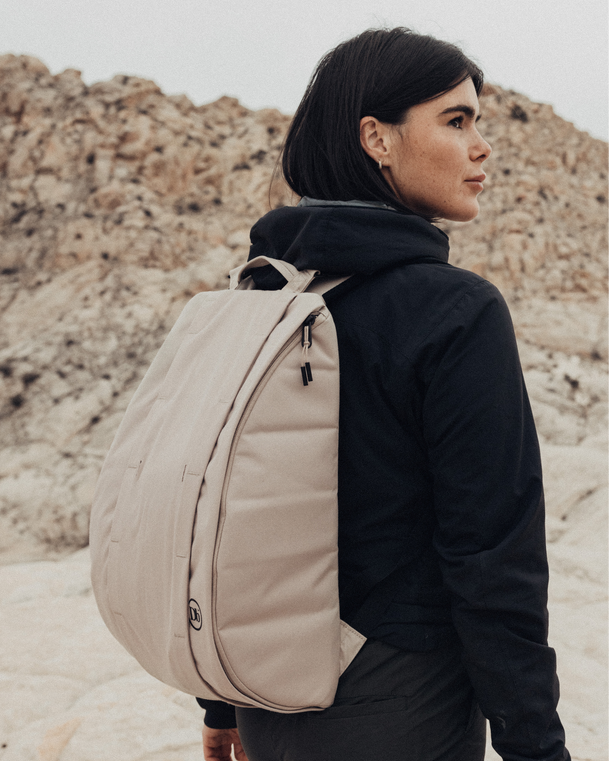 Hugger 1st Generation Base Backpack 15L Fogbow Beige
