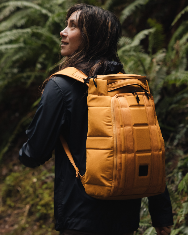 Hugger 1st Generation Backpack 20L Birchwood Brown