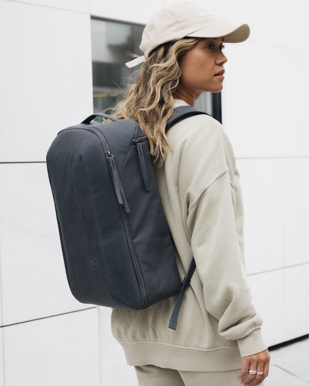 Freya 1st Generation Backpack 22L Gneiss